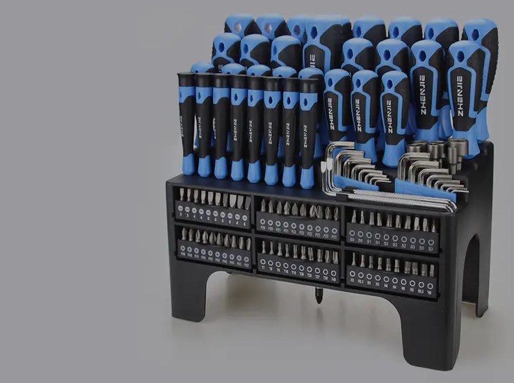 Muti-Function Screwdriver Set : 도구 상자의 필수 항목